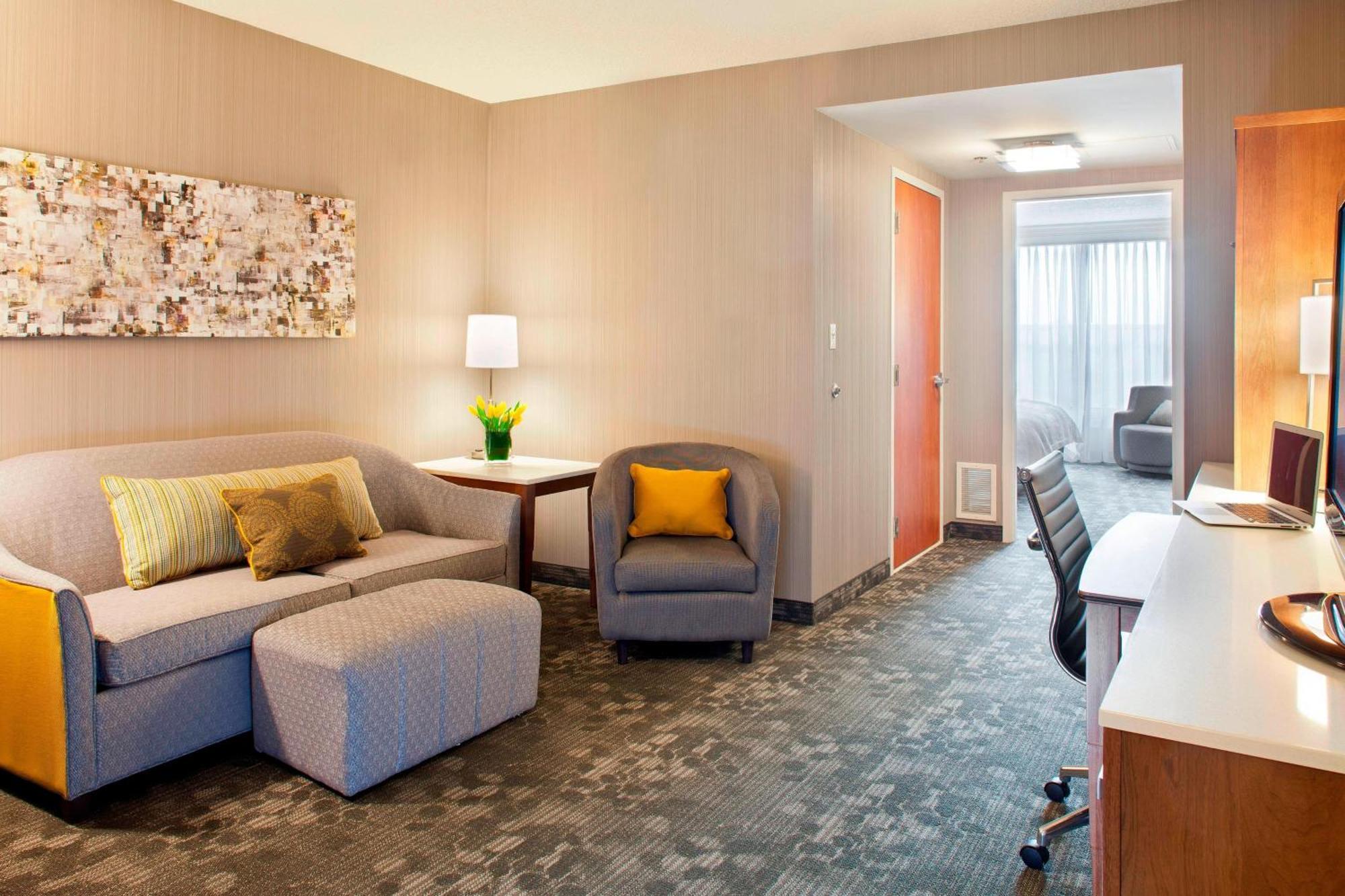 Hotel Courtyard By Marriott Pueblo Zewnętrze zdjęcie